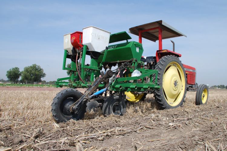 बेड प्लांटर मशीन - bed planter machines for indian farmers