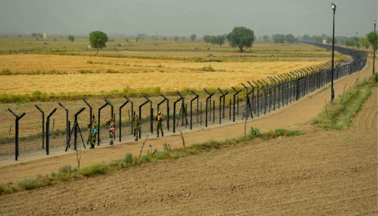 बाड़मेर की सीमावर्ती ज़मीन पर 29 साल बाद किसानों का हक़ हुआ बहाल - Kisan of India
