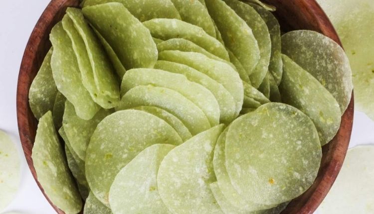 manipur woman green papad मणिपुर महिला के ग्रीन पापड़