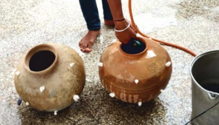 मटकों में मशरूम की खेती growing mushroom in pots