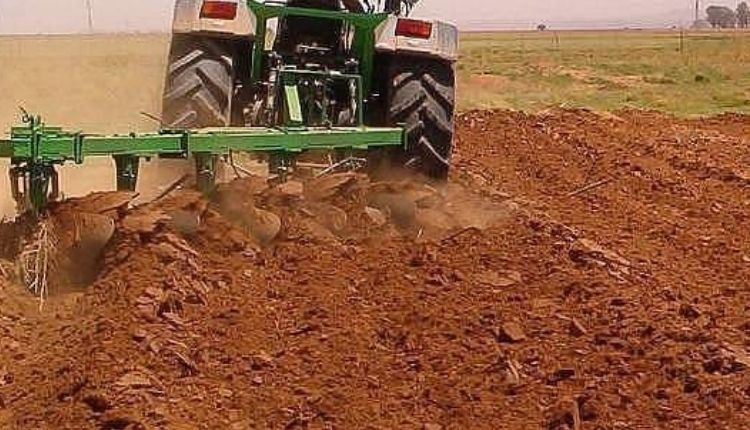 गर्मियों में गहरी जुताई deep plowing in summer