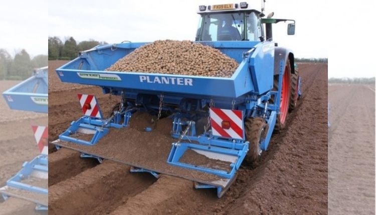 पोटैटो प्लांटर मशीन (Potato Planter Machine)
